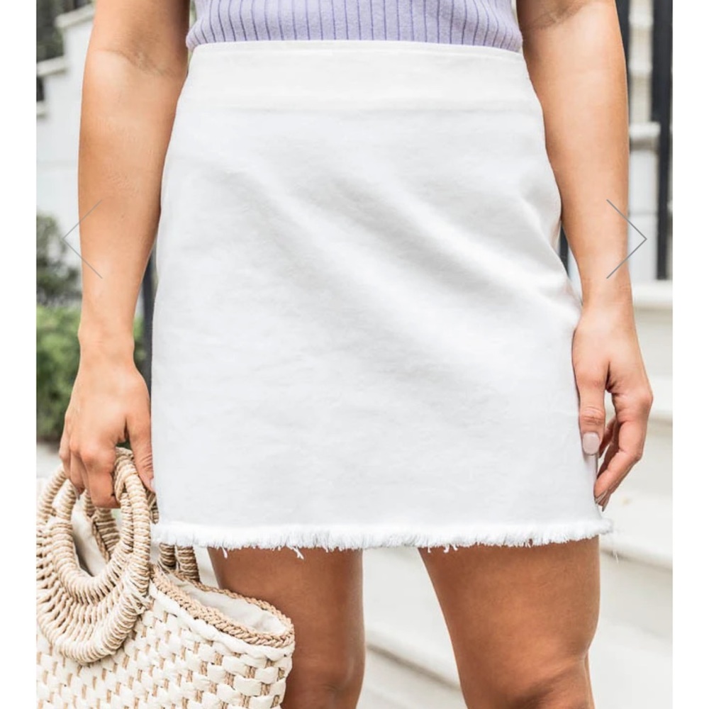 White skirt, never been worn!